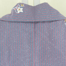 Load image into Gallery viewer, 小紋 縞に花柄 紫色 袷 バチ衿 ポリエステル 洗える着物 仕立て上がり カジュアル 身丈162cm