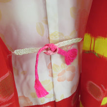 画像をギャラリービューアに読み込む, ウール着物 アンサンブル 羽織セット 遠州椿柄 単衣 赤色 バチ衿 カジュアルきもの 仕立て上がり 身丈157cm