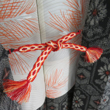 画像をギャラリービューアに読み込む, 紬 着物 アンサンブル 羽織付 菊菱亀甲文 袷 広衿 黒色 正絹 カジュアル 仕立て上がり 身丈159cm