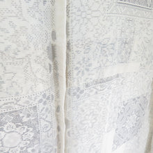 Load image into Gallery viewer, 紬 着物 単衣 夏紬 華紋文様 広衿 白色 正絹 カジュアル着物 仕立て上がり 身丈153cm