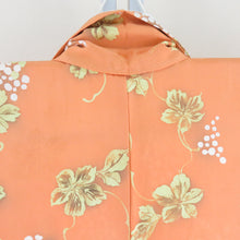 Load image into Gallery viewer, 小紋 葡萄唐草文様 袷 広衿 橙色 正絹 仕立て上がり カジュアル着物 身丈159cm
