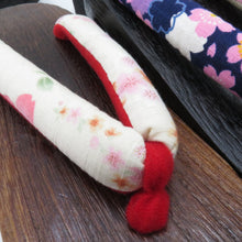 Load image into Gallery viewer, 下駄 浴衣用 桐下駄 3足セット 23.0cm～24.5cm 桜柄鼻緒 レディース カジュアル 女性用履物 夏用