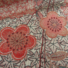 Load image into Gallery viewer, アンティーク 御召 菊に紅葉柄 赤色 袷 広衿 正絹 昭和レトロ 紋なし 昔着物 身丈151cm