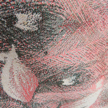 Load image into Gallery viewer, アンティーク 御召 孔雀の羽根柄 桃色 銀糸 ラメ糸 袷 広衿 正絹 昭和レトロ 紋なし 昔着物 身丈157cm