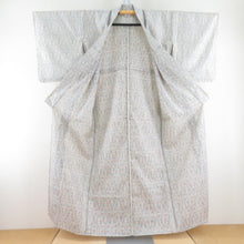Load image into Gallery viewer, ウール着物 単衣 亀甲文様 織り柄 白灰色 バチ衿 カジュアルきもの 普段着物 仕立て上がり 身丈156cm