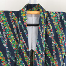 Load image into Gallery viewer, ウール着物 単衣 野花文様 染め柄 紺色 バチ衿 カジュアルきもの 普段着物 仕立て上がり 身丈155cm