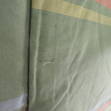Load image into Gallery viewer, 紬 着物 単衣 横縞文様 広衿 緑色 正絹 カジュアル着物 仕立て上がり 身丈155cm