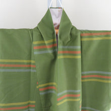 Load image into Gallery viewer, 紬 着物 単衣 横縞文様 広衿 緑色 正絹 カジュアル着物 仕立て上がり 身丈155cm