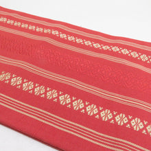 Load image into Gallery viewer, 博多織 半幅帯 献上柄 臙脂色 正絹 半巾帯 小袋帯 仕立て上がり 長さ360cm