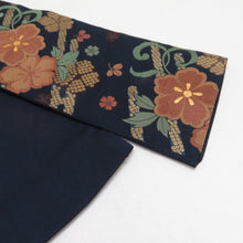 Load image into Gallery viewer, 半幅帯 ポリエステル 桜柄 紺色 洗える 半巾帯 着物帯 長さ390cm
