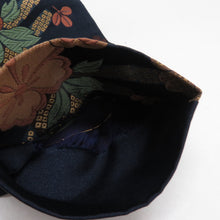 Load image into Gallery viewer, 半幅帯 ポリエステル 桜柄 紺色 洗える 半巾帯 着物帯 長さ390cm