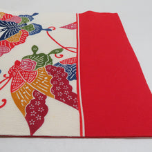Load image into Gallery viewer, 栗山吉三郎 名古屋帯 京紅型 型染 縮緬 揚羽蝶文様 ベージュ色 赤色 全通柄 九寸帯 正絹 仕立て上がり 着物帯 長さ351cm