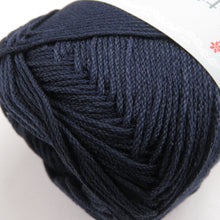 Load image into Gallery viewer, ハマナカ 毛糸 ウオッシュコットン クロシェ 127番色 1玉25g巻 約104m ネイビー系 手芸糸 未使用品