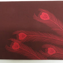 Load image into Gallery viewer, 名古屋帯 正絹 茶色ｘ朱色 孔雀文様 お太鼓柄 塩瀬 駒刺繍 仕立て上がり カジュアル帯 着物帯 長さ360cm