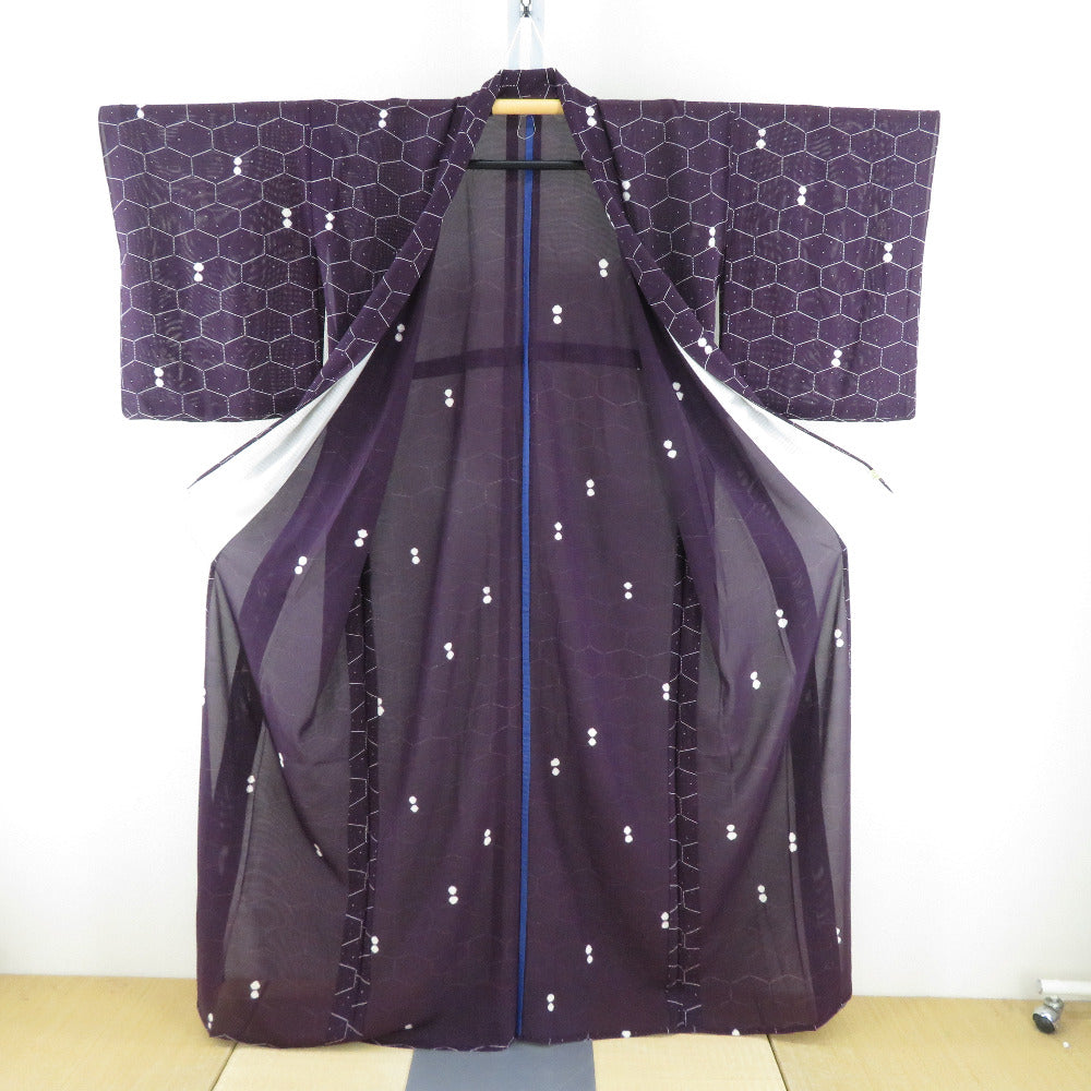 夏着物 小紋 絽 絞り 亀甲に白絞り 広衿 紫色x白色 正絹 夏用 仕立て