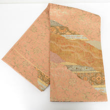 Load image into Gallery viewer, Bagus band carving gold leaf salmon orange Kinhana arabesque six -handed pattern pure silk length 432cm beautiful goods