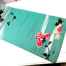 Load image into Gallery viewer, 名古屋帯 アンティーク帯 昔名古屋帯 絹 緑×多色×銀彩 真垣 薔薇 風景 昔帯 レトロモダン 明治・大正ロマン 長さ343.5cm