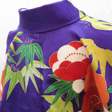 Load image into Gallery viewer, 振袖 紫×緑×赤×白×ゴールド 金彩 金コマ刺繍 笹 梅 箔入り 正絹 袷 広衿 成人式 仕立て上がり 身丈160.7cm