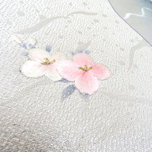 Load image into Gallery viewer, 名古屋帯 正絹 シルバーｘ緑紫ぼかし 花刺繍 アイアン調デザイン PAUL MAUAIAT カジュアル 仕立て上がり 着物帯 普段使い 長さ356.5cm