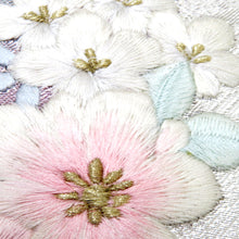 Load image into Gallery viewer, 名古屋帯 正絹 シルバーｘ緑紫ぼかし 花刺繍 アイアン調デザイン PAUL MAUAIAT カジュアル 仕立て上がり 着物帯 普段使い 長さ356.5cm