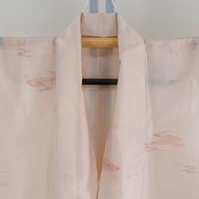 Load image into Gallery viewer, 夏着物 小紋 薄オレンジ色ｘ赤色ｘ黄色 雲模様 広衿 夏用 小柄イサイズ カジュアル 仕立て上がり 身丈154cm