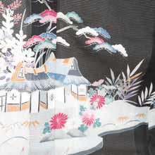 画像をギャラリービューアに読み込む, 夏着物 黒留袖 夏用 絽 黒色ｘ多色 風景文様 箔入り 木瓜紋 夏物 仕立て上がり フォーマル 礼装 身丈159cm