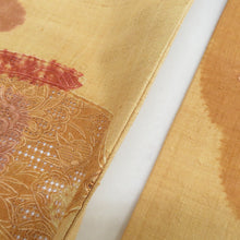Load image into Gallery viewer, 名古屋帯 スワトー刺繍 お太鼓柄 黄色ｘエンジ色ｘ茶色 地紙文 紬地 正絹 カジュアル 仕立て上がり 長さ357cm
