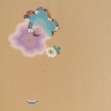 Load image into Gallery viewer, 小紋 袷 身丈Lサイズ 身巾ゆったり 辛子色ｘ多色 飛び花模様 仕付け糸付き 正絹 広衿 仕立て上がり着物 身丈167cm