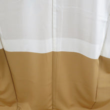 Load image into Gallery viewer, 小紋 袷 身丈Lサイズ 身巾ゆったり 辛子色ｘ多色 飛び花模様 仕付け糸付き 正絹 広衿 仕立て上がり着物 身丈167cm