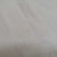 Load image into Gallery viewer, 袋帯 正絹 クリーム色ｘ白色 パステル系 梅に御所車 礼装用 金糸 六通柄 フォーマル向け 着物帯 長さ426cm