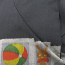 Load image into Gallery viewer, 小紋 銘仙柄 黒地 玩具柄 おもちゃ柄 袷 広衿 正絹 昔きもの風 レトロモダン 明治・大正ロマン 和洋ミックス シルク生地 リメイク 紙風船 猫 兎 鳥 身丈159.5cm