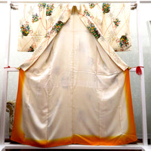 Load image into Gallery viewer, 小紋 袷 薄クリーム 多色 生け花 紐柄 地模様あり 広衿 正絹 仕立て上がり 着物 普段使い 練習用 身丈157.4cm