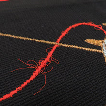 画像をギャラリービューアに読み込む, 名古屋帯 刺繍入り 黒色ｘ多色 カラフル 駒に糸車文様 お太鼓柄 正絹 カジュアル 仕立て上がり 長さ363cm