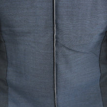 Load image into Gallery viewer, 男着物 アンサンブル ウール 単衣 亀甲模様 黒色ｘ青色 男性用きもの 羽織 メンズ 仕立て上がり 和服 男物 カジュアル 身丈147cm