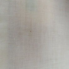 画像をギャラリービューアに読み込む, 小紋 アンティーク 銘仙 昔着物 茶色ｘ多色 角に花々模様 袷 バチ衿 正絹 昔きもの レトロモダン 明治・大正ロマン 和洋ミックス 身丈151cm