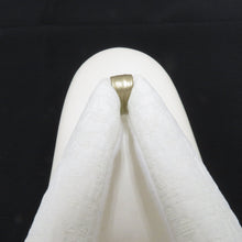 Load image into Gallery viewer, 草履・バッグセット 草履バッグセット 白×黒×金 無地調 ふくれ織り Mサイズ 適応サイズ23.0ｃｍ～24.5ｃｍ フォーマル モノトーン 振袖 訪問着 付下げ 色無地