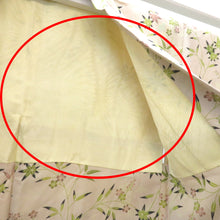 Load image into Gallery viewer, 羽織 昔 アンティーク 昔羽織 正絹 ベージュ×緑ピンク黒 植物柄 地模様入り レトロモダン 和洋ミックス ちりよけ 防寒 上着 身丈70cm