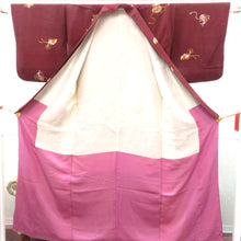 Load image into Gallery viewer, 小紋 昔 アンティーク 昔着物 黒赤 匹田 檜扇・宝袋文様 バチ衿 正絹 レトロモダン 明治・大正ロマン カジュアル 小さめサイズ 身丈150.2cm