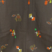 Load image into Gallery viewer, ウール着物 アンサンブル 単衣 着物と羽織2点セット 茶色ｘ黄色ｘオレンジ色 果物花模様 バチ衿 カジュアル 普段着物 仕立て上がり 身丈152cm