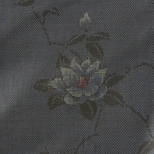 Load image into Gallery viewer, 紬 着物 大島紬 袷 広衿 黒色ｘ紺色ｘ灰色 花文様 カタス式 正絹 カジュアル着物 仕立て上がり 身丈158cm