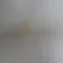 Load image into Gallery viewer, 紬 着物 大島紬 茶色ｘ黒色ｘ赤色 幾何学文様 袷 広衿 正絹 仕立て上がり着物 身丈151cm