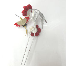 Load image into Gallery viewer, 髪飾り・かんざし 簪 3点セット 女児用 赤×白 花 鶴 つまみ細工 おこさま日本髪セット ヘアアクセサリー 七五三 キッズ