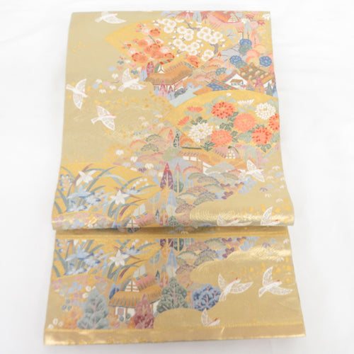 Building on the Honjin Golden Fan, a pure silk gold gold thread, six -handed pattern pure silk formal tailoring kimono length 428cm beautiful goods