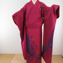 Load image into Gallery viewer, Kimono flowers on kimono flowers Pure silk pure silk lined collar dark pink colored red -purple adult ceremony graduation ceremony formal tailoring kimono 177cm beautiful goods