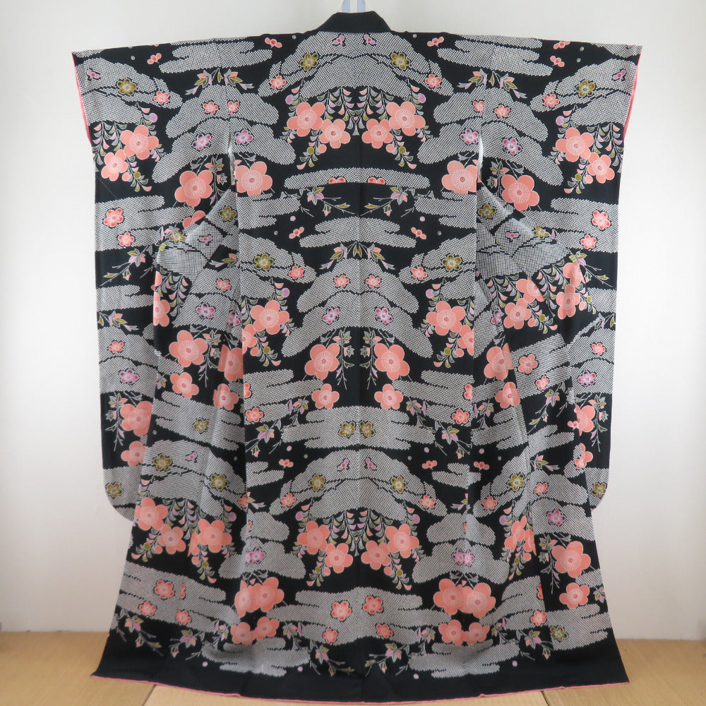 Kimono -type dyeing black x Salmon pink x white crepe plum pattern E.