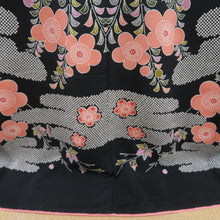 Load image into Gallery viewer, Kimono -type dyeing black x Salmon pink x white crepe plum pattern E.