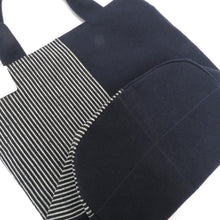 Load image into Gallery viewer, Tote bag 100 % cotton Kasuri Bag Navy x White Kasuri Pattern Tsubaki -Made in Japan