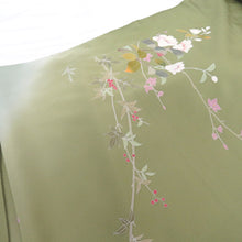 Load image into Gallery viewer, Visit Visit Visit Wearing Wander Fair Yuzen Dyeing Writers Introduction Pure Silk Bran Flower Green Kimono Shade Shaku Shaku Fabric Interpreted Product Length 1800cm