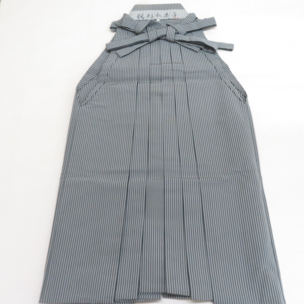 Sendai Paire Human National Treasure Kido Men's Light Hakama Pure Silk Approximately 92cm Gray Striped Purpose Men are dressed up