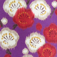 画像をギャラリービューアに読み込む, 小紋 ポリエステル 梅模様 紫ｘ赤ｘ白 袷 広衿 カジュアル着物 仕立て上がり 身丈165cm 美品